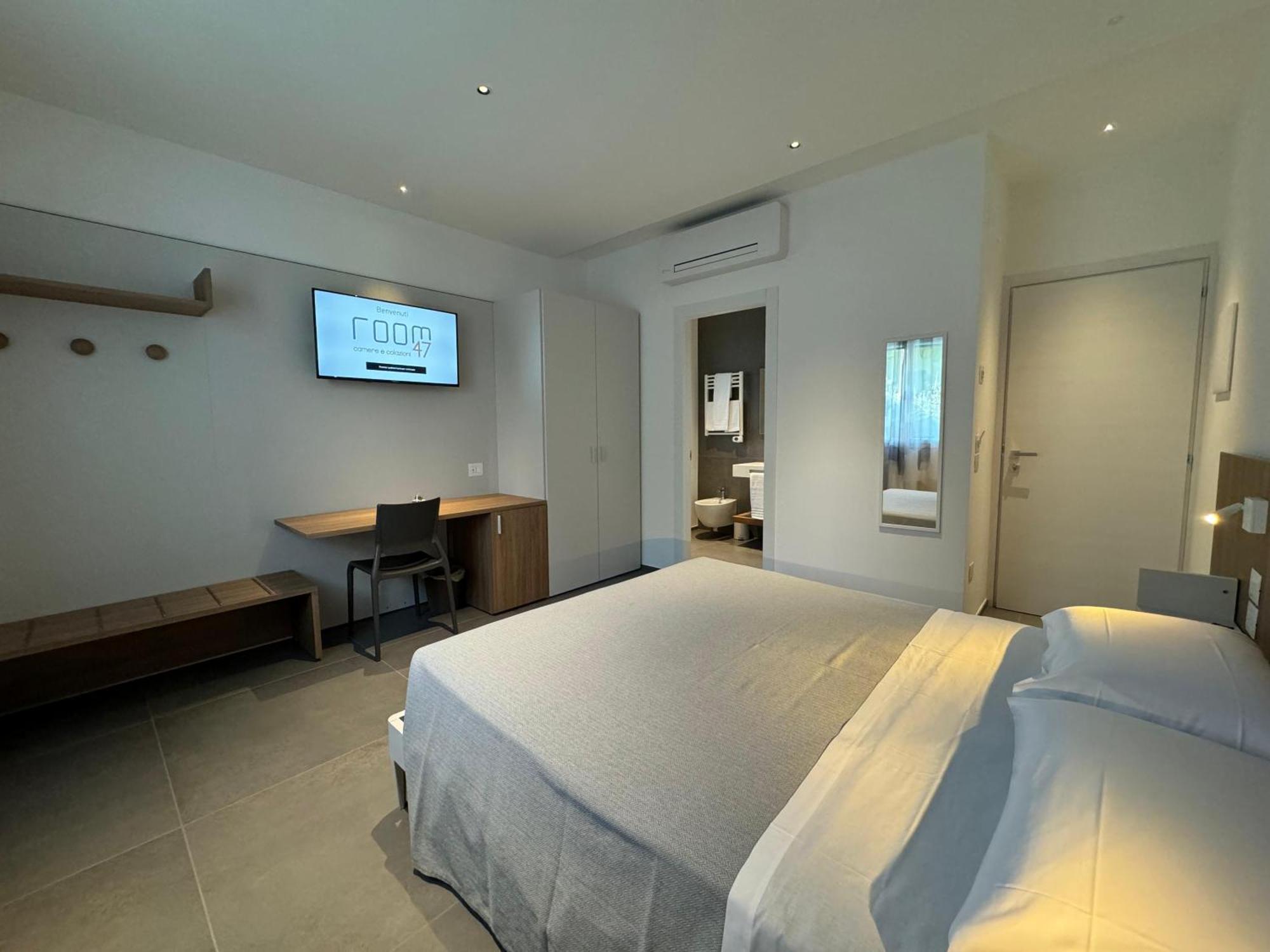 B&B Room47 Альба-Адриатика Экстерьер фото